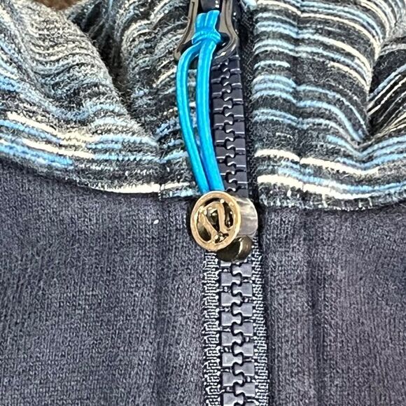 Lululemon Womens Scuba Hoodie Jacket Size 6 Inkwell: We Are From Space ***READ** - Picture 3 of 9